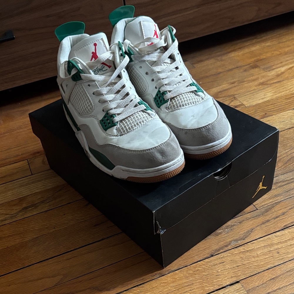 Nike Air Jordan “Pine Green” SB